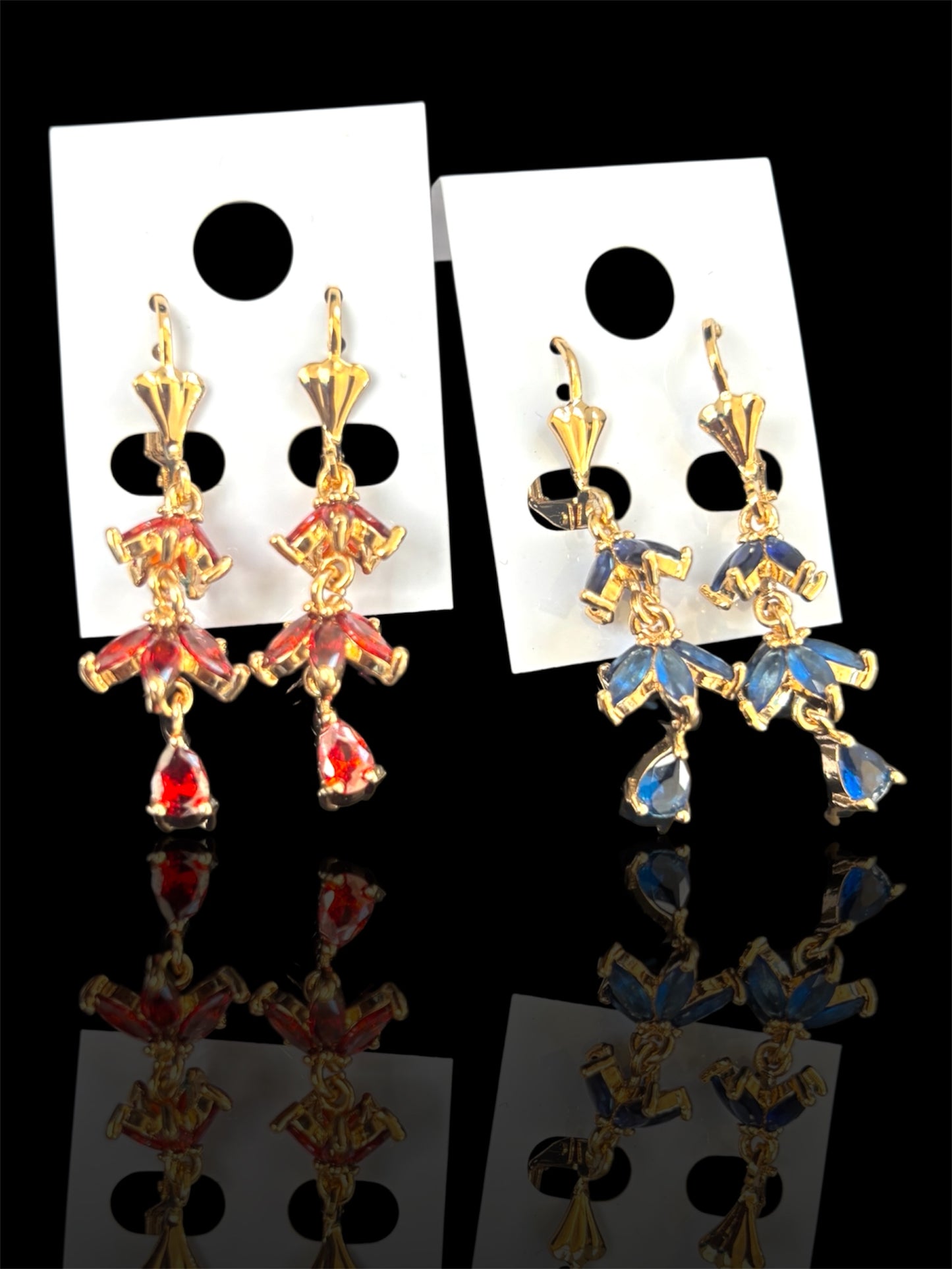 Flower dangle earrings