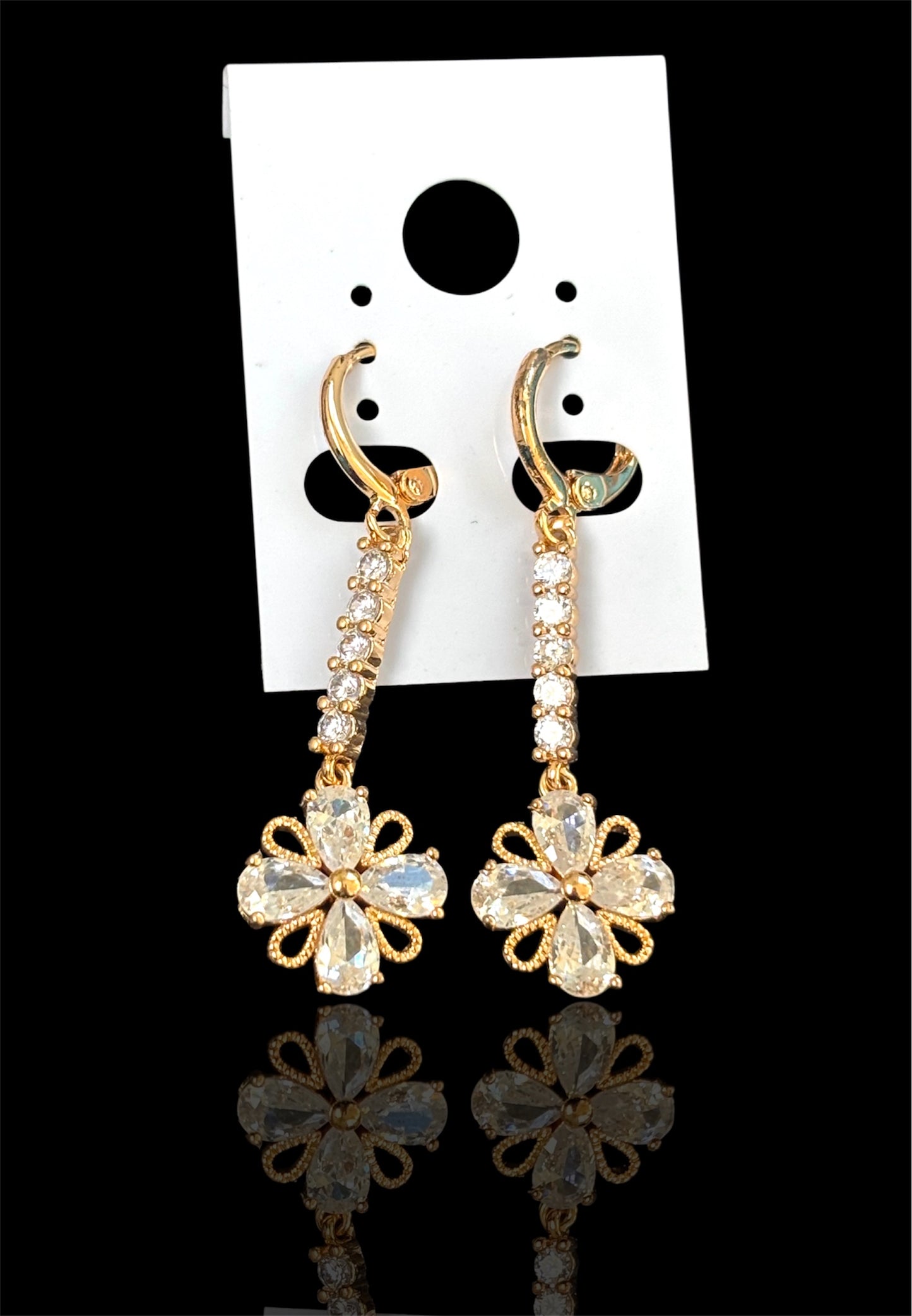 White Flower long Earrings